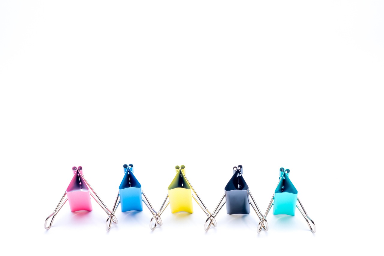 在各个游戏类别中技术支持辅助软件的使用情况与特点分析